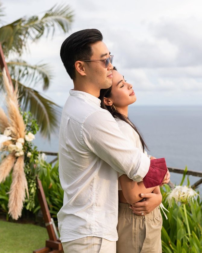 maudy ayunda ultah ke 28