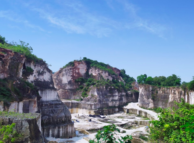 Wisata Gresik Yang Menarik Untuk Dikunjungi Dari Wisata Religi