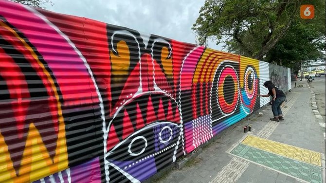 kegiatan mural quotweekend jammingquot digelar di lapangan merdeka medan