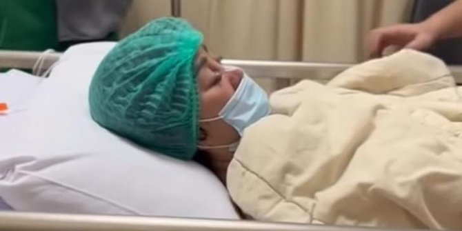 Mama Amy Terbaring di Rumah Sakit, Nagita Slavina 'Mohon Doa Mau Menjalankan Operasi'