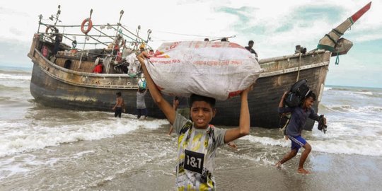 Potret Kapal Pengungsi Rohingya Kembali Terdampar di Aceh, Berisi Banyak Anak-Anak