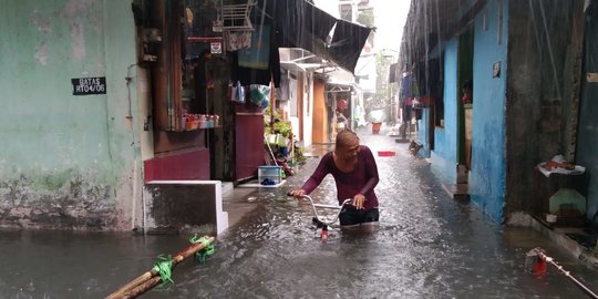 Sejumlah Wilayah di Solo Kebanjiran, Warga Mengungsi