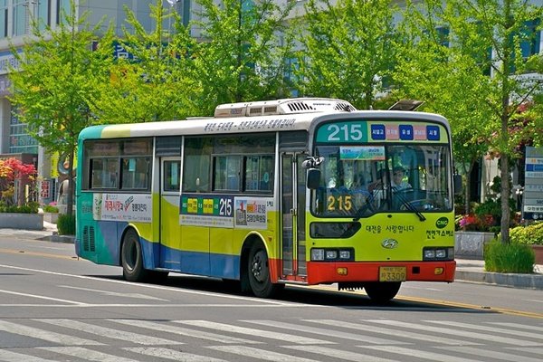 ilustrasi bus