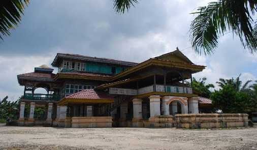 istana lima laras