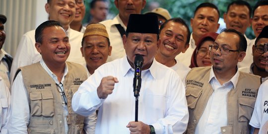 VIDEO: Reaksi Prajurit TNI AL Video Call dengan Prabowo "Kami Bangga Sekali"