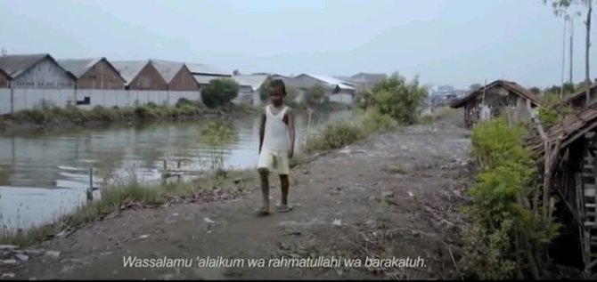 film tentang kampung tirang