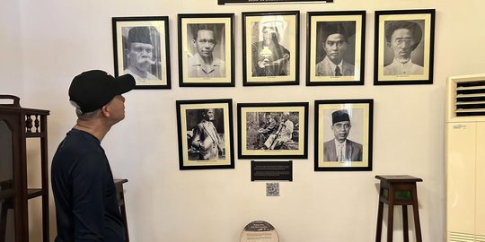Ketika Gubernur Ganjar Kunjungi Rumah HOS Tjokroaminoto, Sang Guru Bung Karno