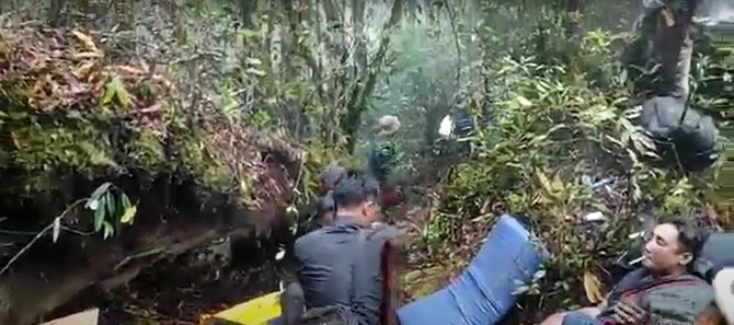 kondisi kapolda jambi dan rombongan di hutan bukit tamiai kerinci