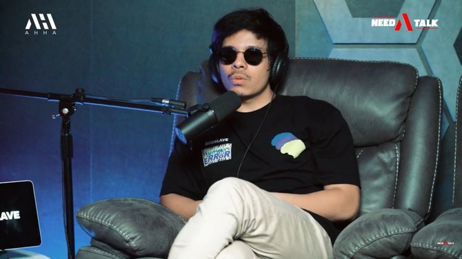putus dari fuji begini momen thoriq menangis saat curhat pada atta dan aurel