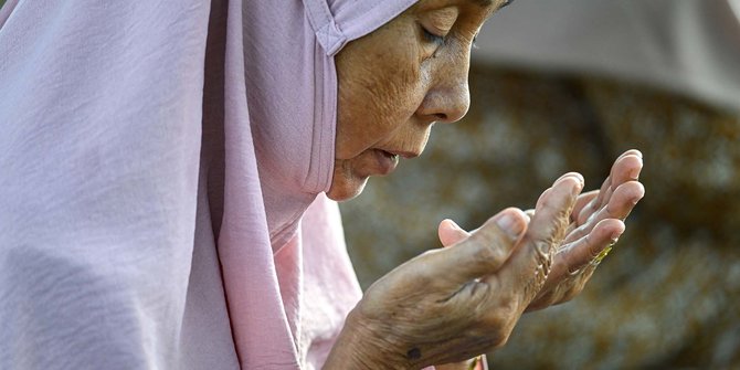 Doa Dibukakan Pintu Rezeki Beserta Tips Agar Cepat Terkabul