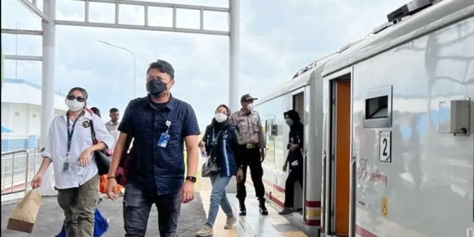 Mudik Lebaran Naik Kereta Api, Penumpang Wajib Sudah Vaksin Booster