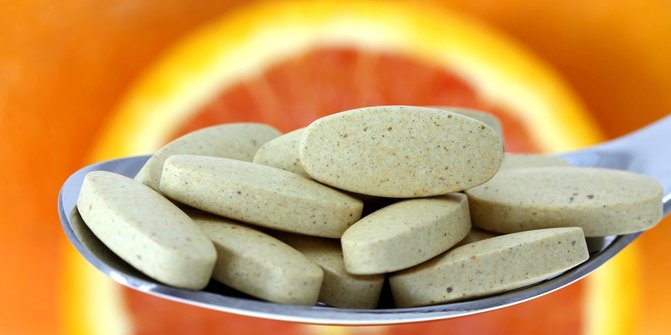 Punya Vitamin yang Kedaluwarsa? Jangan Keburu Dibuang Dulu