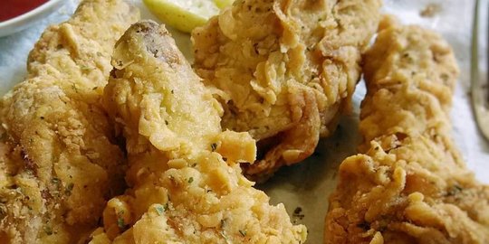Kenalan dengan Pemilik Rocket Chicken, Pernah Jadi OB Kini Jadi Orang Kaya di Jepara