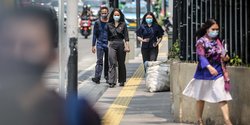 PPKM Sudah Dicabut, Jokowi Anggap Tak Masalah Bila Masih Ada yang Pakai Masker