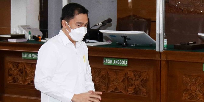 Wajah Tegang Arif Rachman Jalani Sidang Vonis Kasus Obstruction of Justice