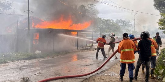 Isu Penculikan Anak Picu Kerusuhan di Wamena, Sejumlah Bangunan Dibakar