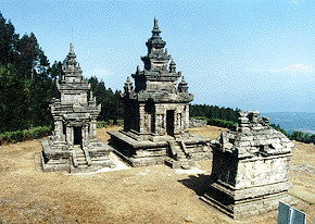 7 candi peninggalan kerajaan mataram kuno yang masih terawat sampai sekarang