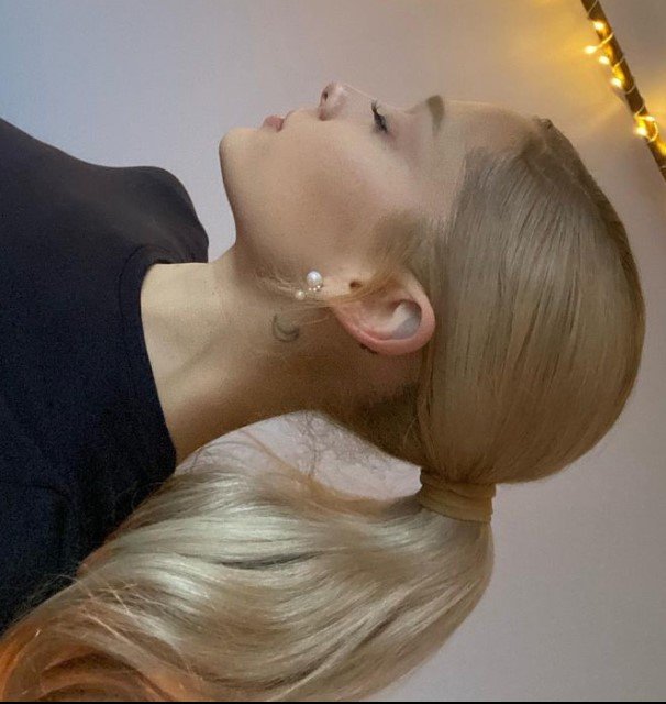 ariana grande blonde