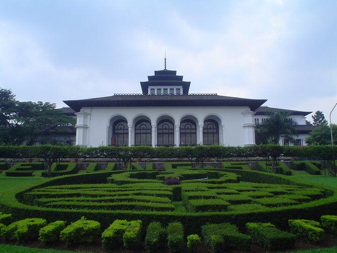 gedung sate