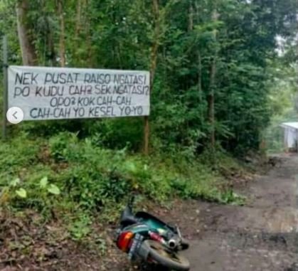 curhatan warga jogja terkait jalan rusak
