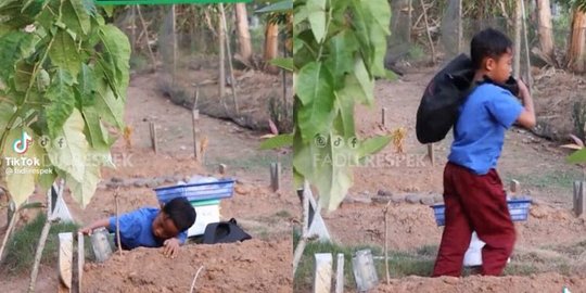 Viral Momen Bocah SD Mampir ke Makam Ayah dan Lanjut Jualan, Bikin Haru