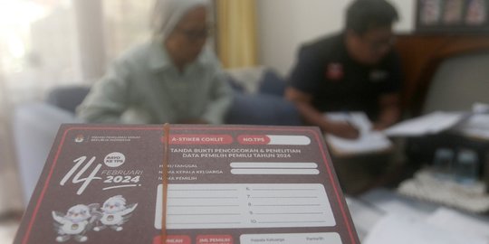 Jelang Pemilu 2024, Petugas Pantarlih Datangi Rumah Warga Cocokan Data Calon Pemilih