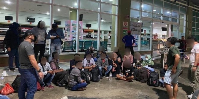 Operasi TKA Ilegal, Imigrasi Malaysia Tahan Pasutri dan 13 WNI