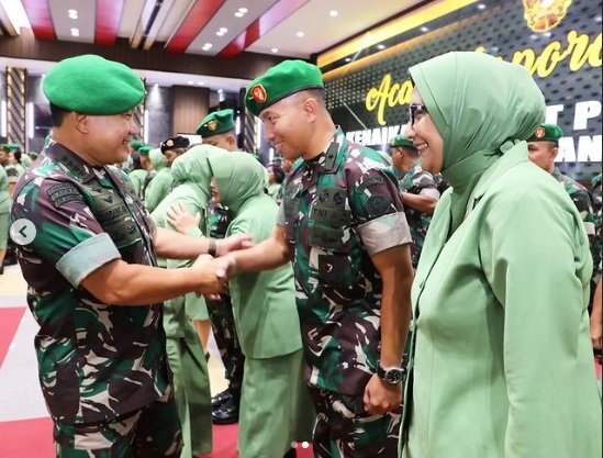 potret kompak duo edwin di tni kini sudah sama sama jadi perwira tinggi di al amp ad