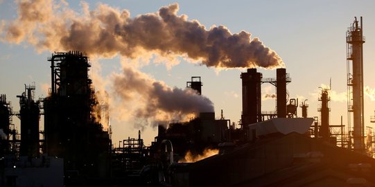 Turunkan Emisi Karbon, Perbankan Diminta Kembangkan Investasi Hijau