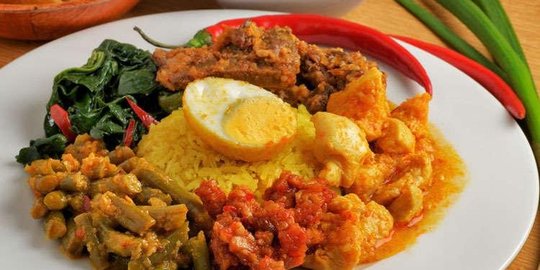 Cara Membuat Sambal Nasi Kuning, Lezat dan Mudah Dibuka