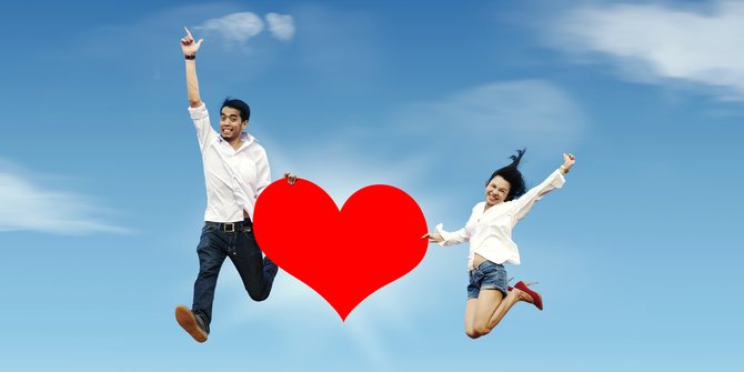 30 Kata-Kata Bijak Cinta Singkat, Agar Kisah Cintamu Tidak Datang Di Waktu Yang Salah
