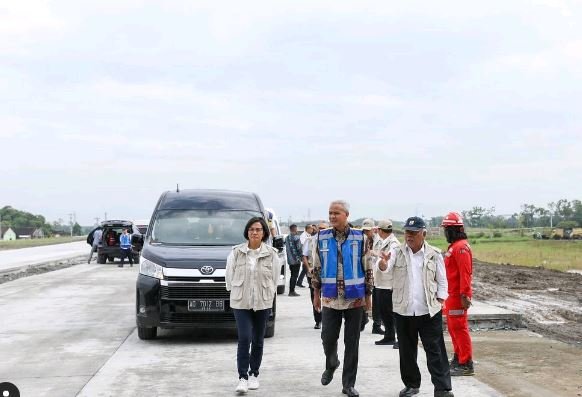 ganjar pranowo bantu kebut proyek tol jogja solo