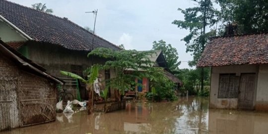 Empat Sungai Meluap Sekaligus, 52 Desa di Karawang Terendam Banjir