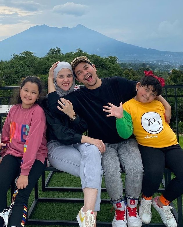 dikabarkan berpisah ini potret kenangan indra bekti dan aldila