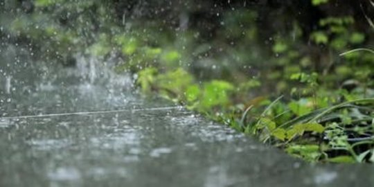 Doa agar Tidak Terjadi Banjir yang Dianjurkan dalam Islam, Lengkap Latin dan Artinya
