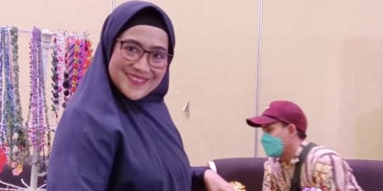 Rajin Ikut Pelatihan, Lies Herawati Bisa Bangun Usaha Kerajinan Bosara di Makassar