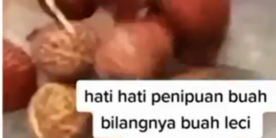 Kocak, Wanita Cantik Ini Kena Prank Pedagang Dibilangnya Buah Leci Ternyata Rambutan