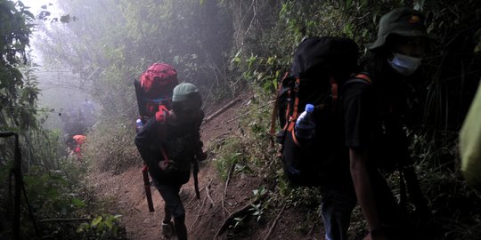 7 Penyebab Hipotermia di Gunung saat Mendaki, Persiapkan Peralatan Lengkap