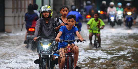 Pemprov DKI masih Targetkan Banjir Surut dalam 6 Jam seperti Era Anies