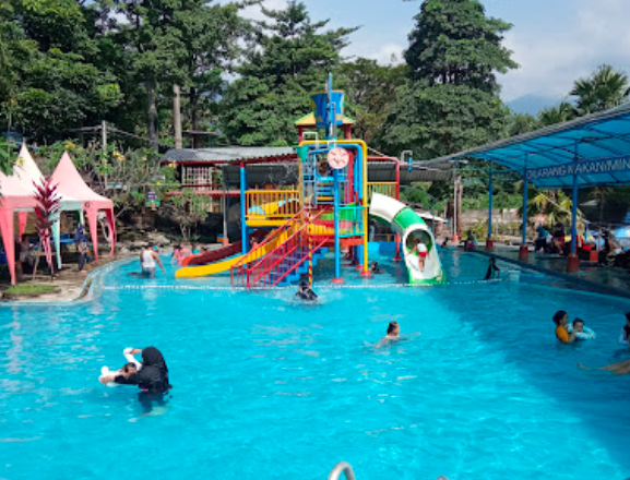 tempat wisata mojokerto yang cocok dipakai berlibur bareng keluarga