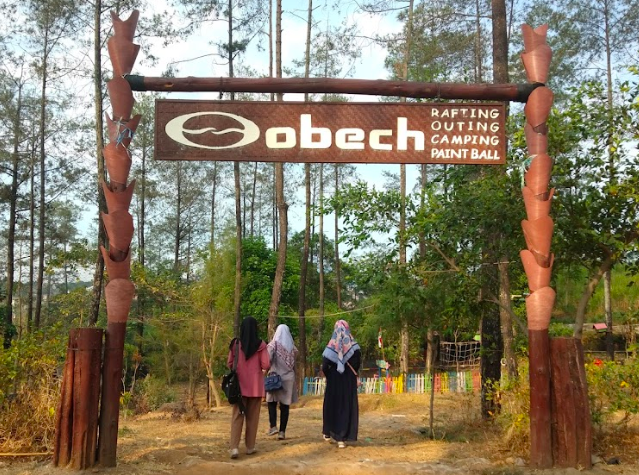 tempat wisata mojokerto yang cocok dipakai berlibur bareng keluarga