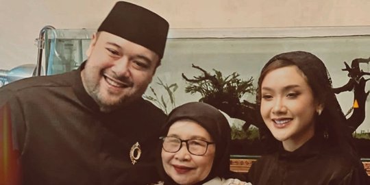 Unggah Foto Kenakan Cincin, Cita Citata Klarifikasi Hubungan dengan Didi Mahardika