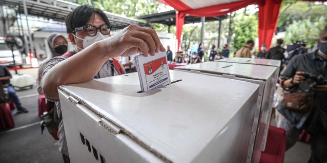 Komisi II DPR Nilai Putusan PN Jakpus Tunda Tahapan Pemilu Janggal dan Aneh