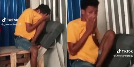 Momen Sedih Anak Rantau Dengar Kabar Ibu Meninggal, Mau Pulang Tapi Tak Punya Uang
