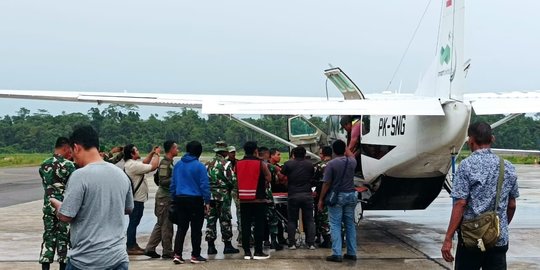Dibawa ke Timika, Begini Detik-Detik Evakuasi Prajurit TNI Gugur Ditembak KKB