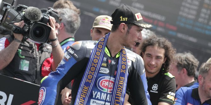 Wow, Fans WSBK asal Mataram Hadiahkan Ini buat Dukung Pembalap Toprak