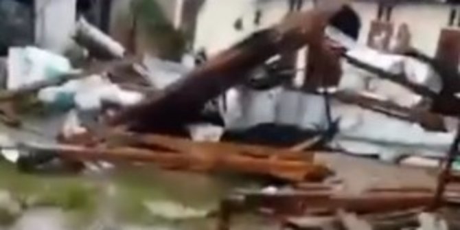 Puting Beliung di Madiun Rusak Ratusan Rumah, BPBD Ungkap Ancaman Bencana Masih Ada