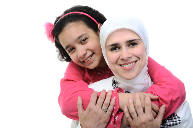 ibu dan anak muslim arab