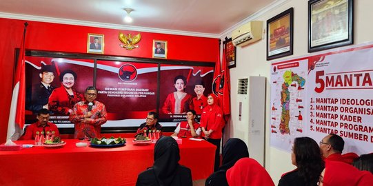 Hasto: Megawati Mendorong Makassar Jadi Titik Tolak Pengembangan di Indonesia Timur