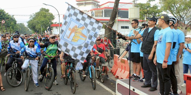 Gowes Bersama Wali Kota Pasuruan Diramaikan Ribuan Peserta